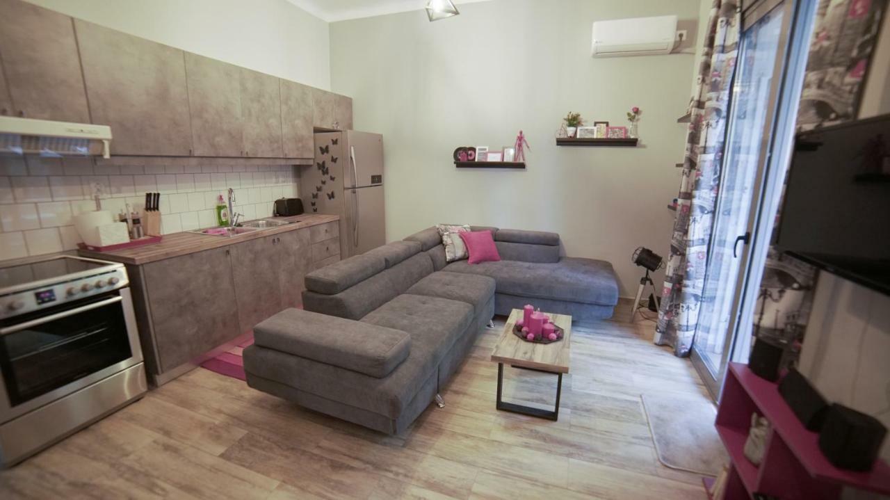 D16-Cosy Downtown Apartment Athens Exterior photo
